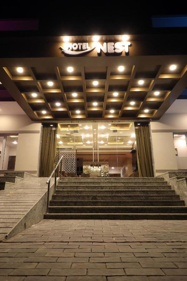 Hotel Nest Bhuj Exterior photo