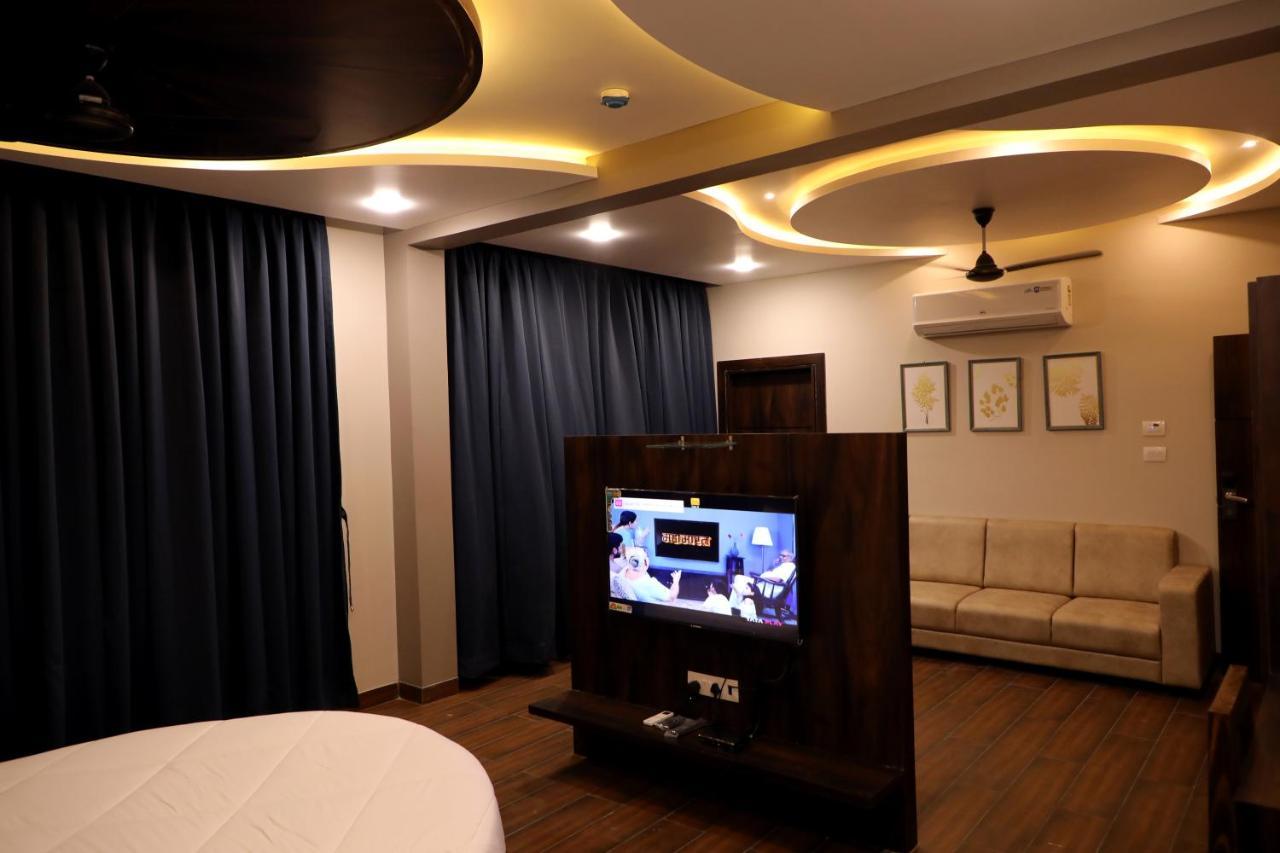 Hotel Nest Bhuj Exterior photo
